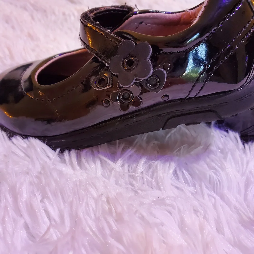 Baby Carters size 7 Mary Jane's